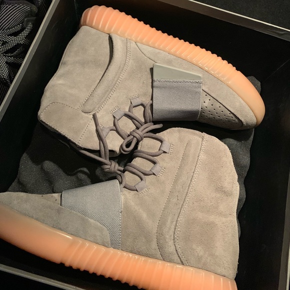 Yeezy 750 Boost Gum main image 4